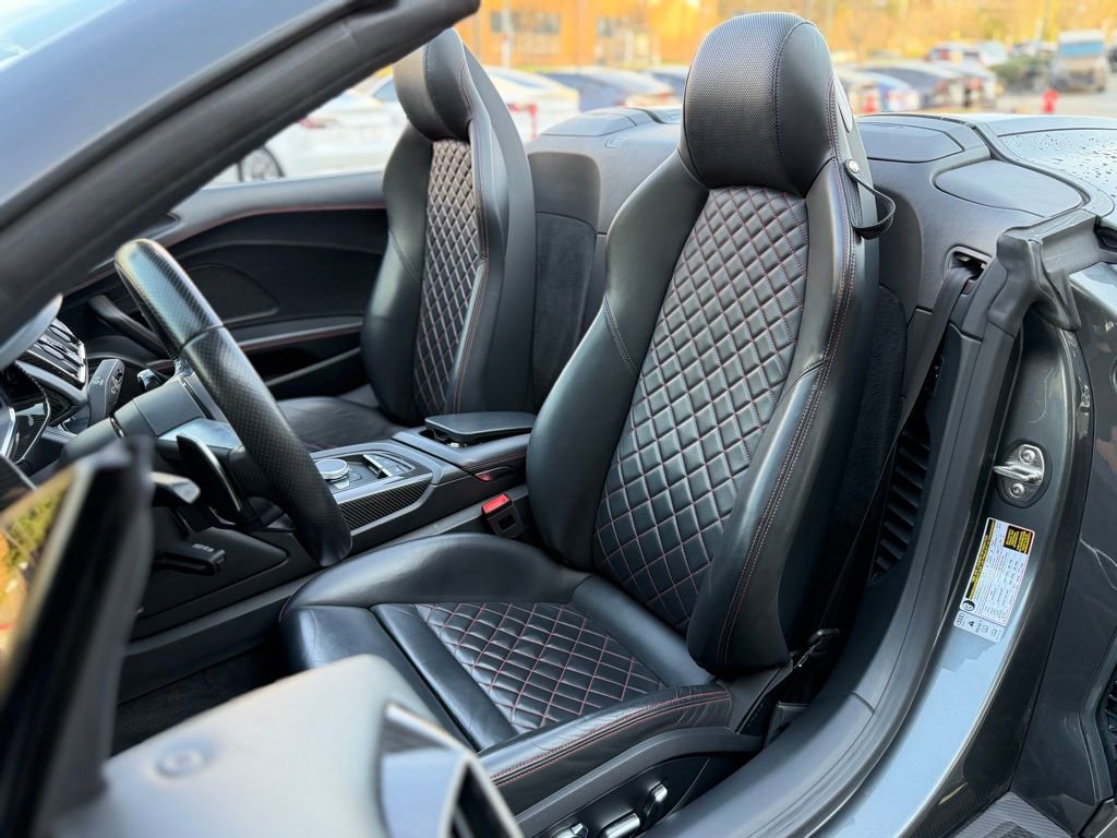 Used 2021 Audi R8 V10 performance image 24