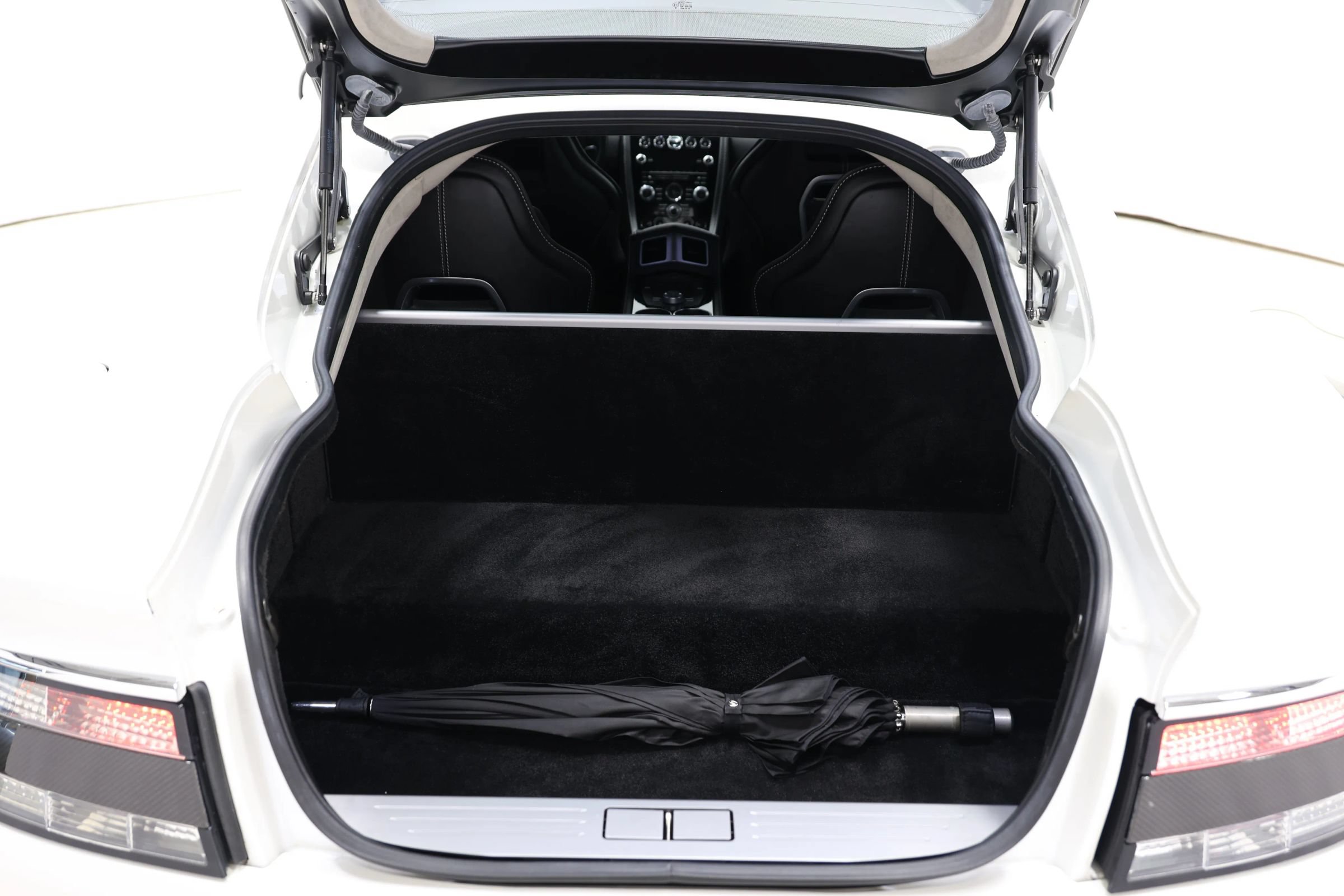 Used 2014 Aston Martin Rapide S RWD image 49