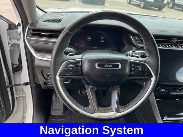 Used 2023 Jeep Grand Cherokee L Limited w/ Black Appearance Package AWD/4WD image 14
