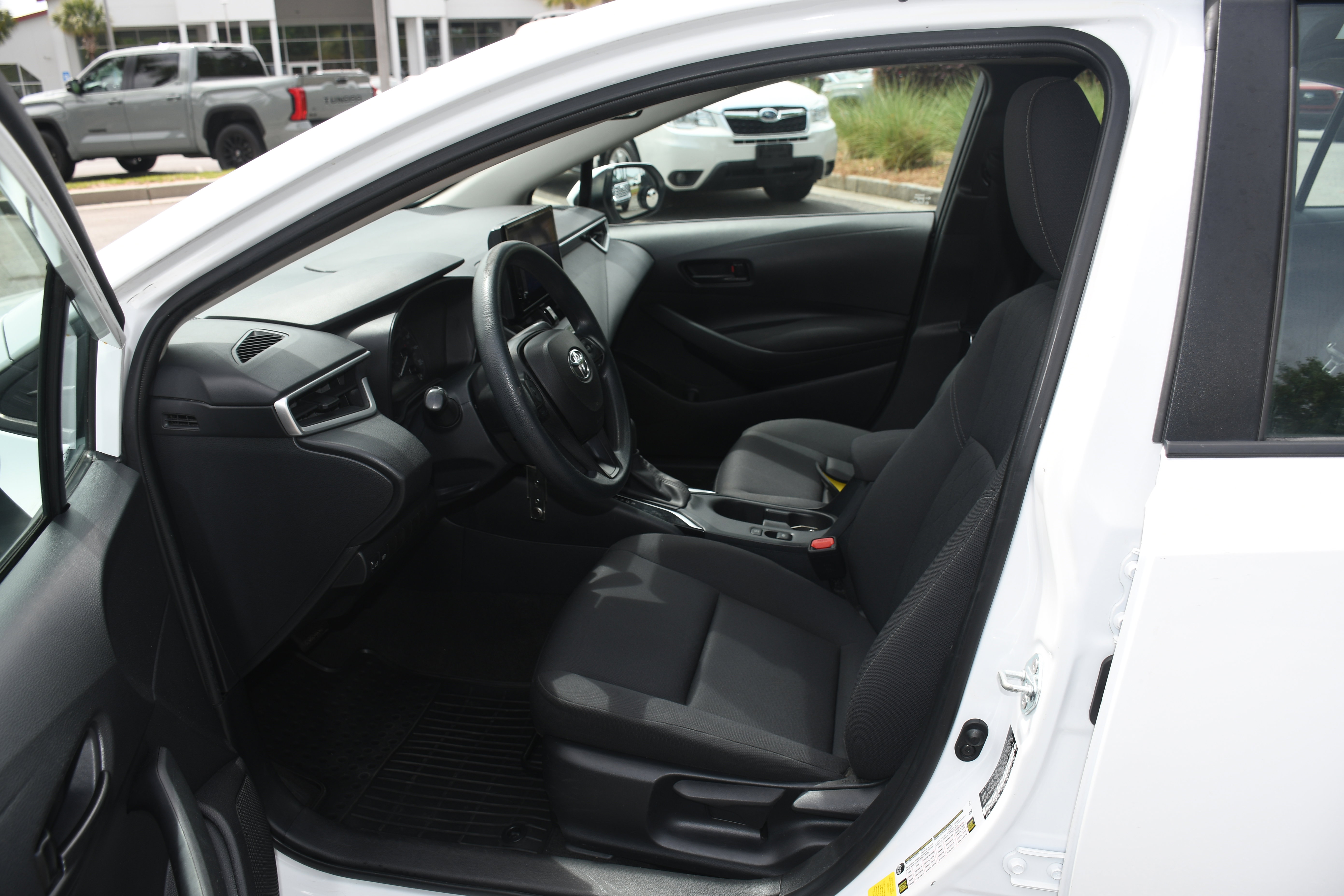 Certified 2023 Toyota Corolla LE FWD image 7