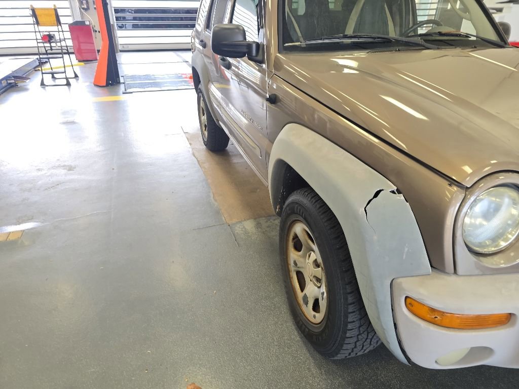 Used 2002 Jeep Liberty Sport AWD/4WD image 7