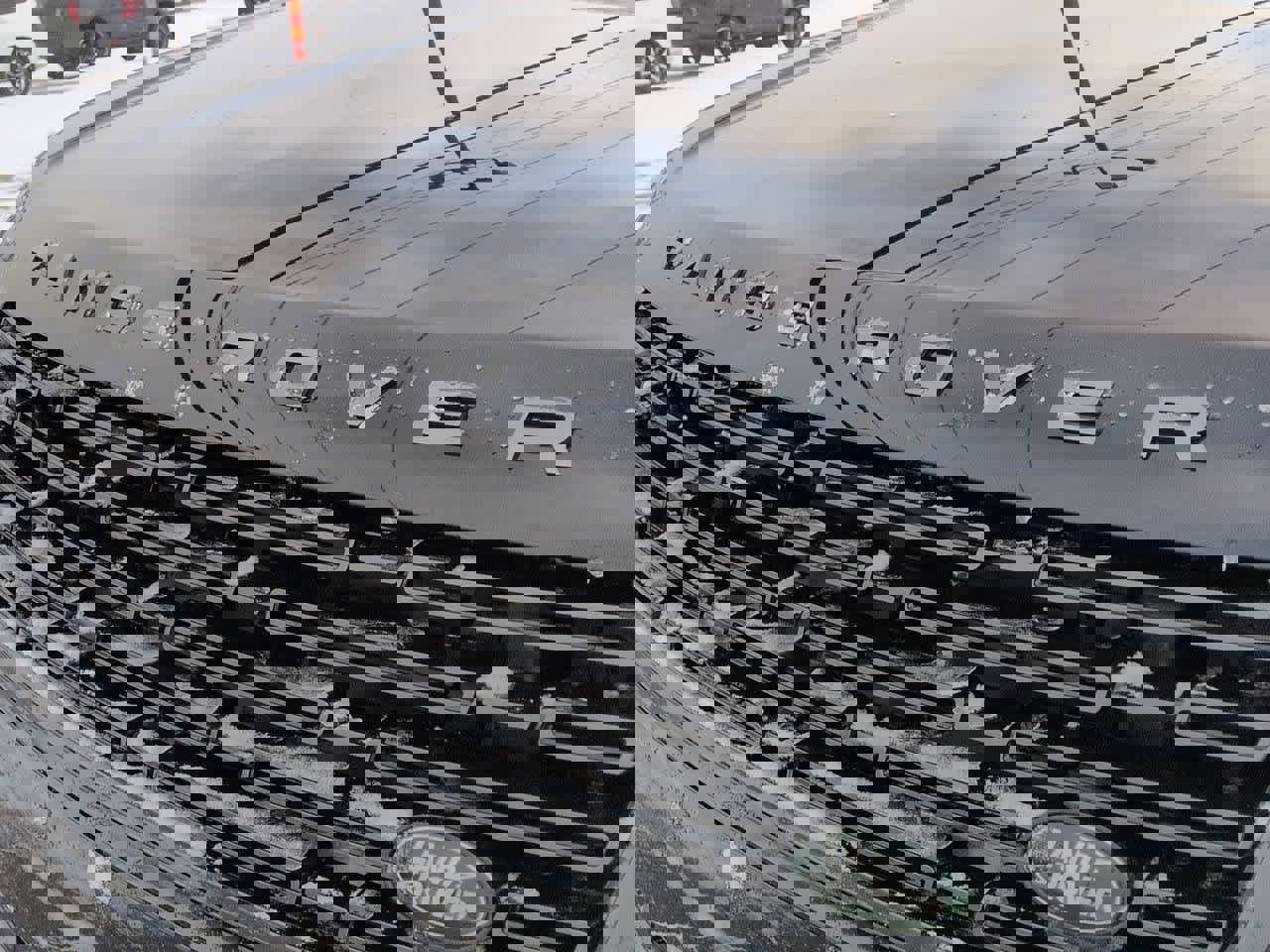 New 2026 Land Rover Range Rover SE image 12