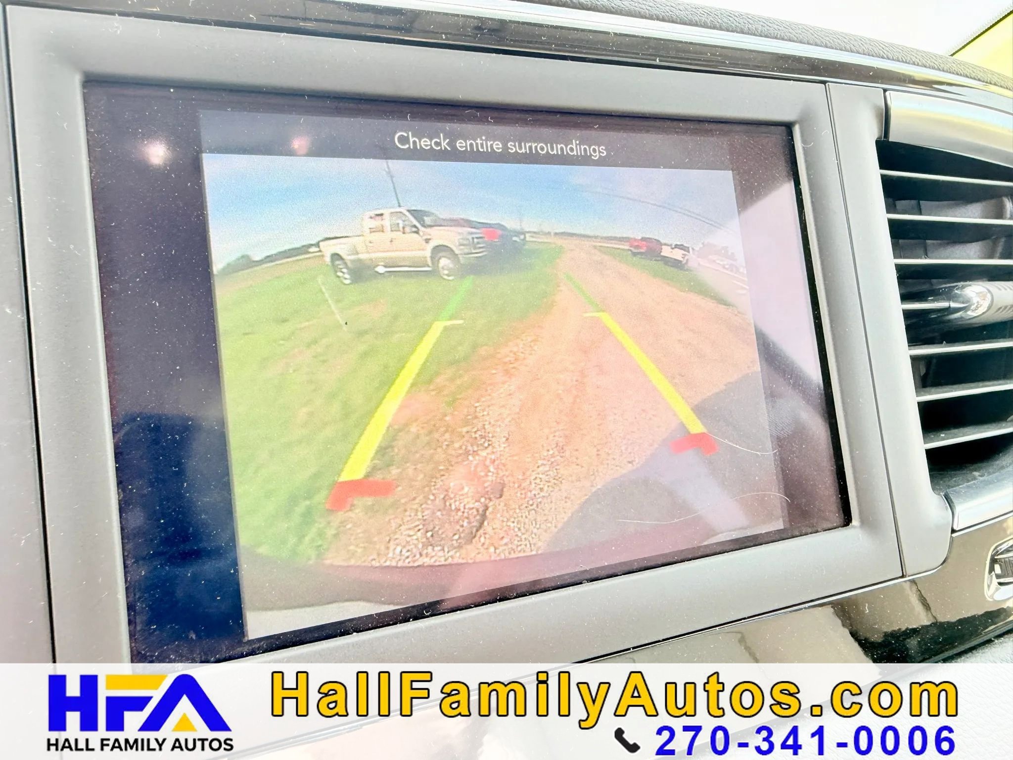 Used 2021 Chrysler Voyager Lxi image 23