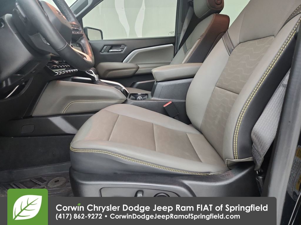 Used 2024 Chevrolet Colorado ZR2 w/ ZR2 Convenience Package III image 20