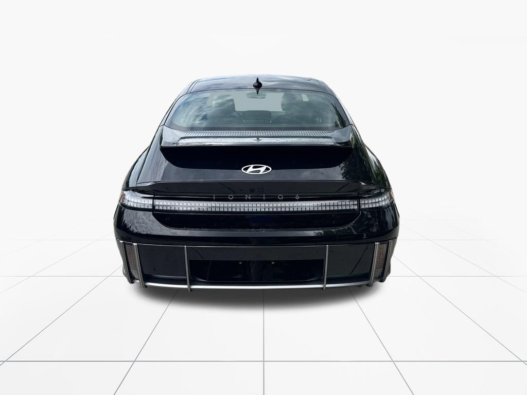 Used 2024 Hyundai Ioniq 6 SE RWD image 7