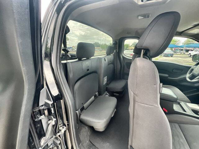 Used 2022 Nissan Frontier S w/ Technology Package RWD image 26