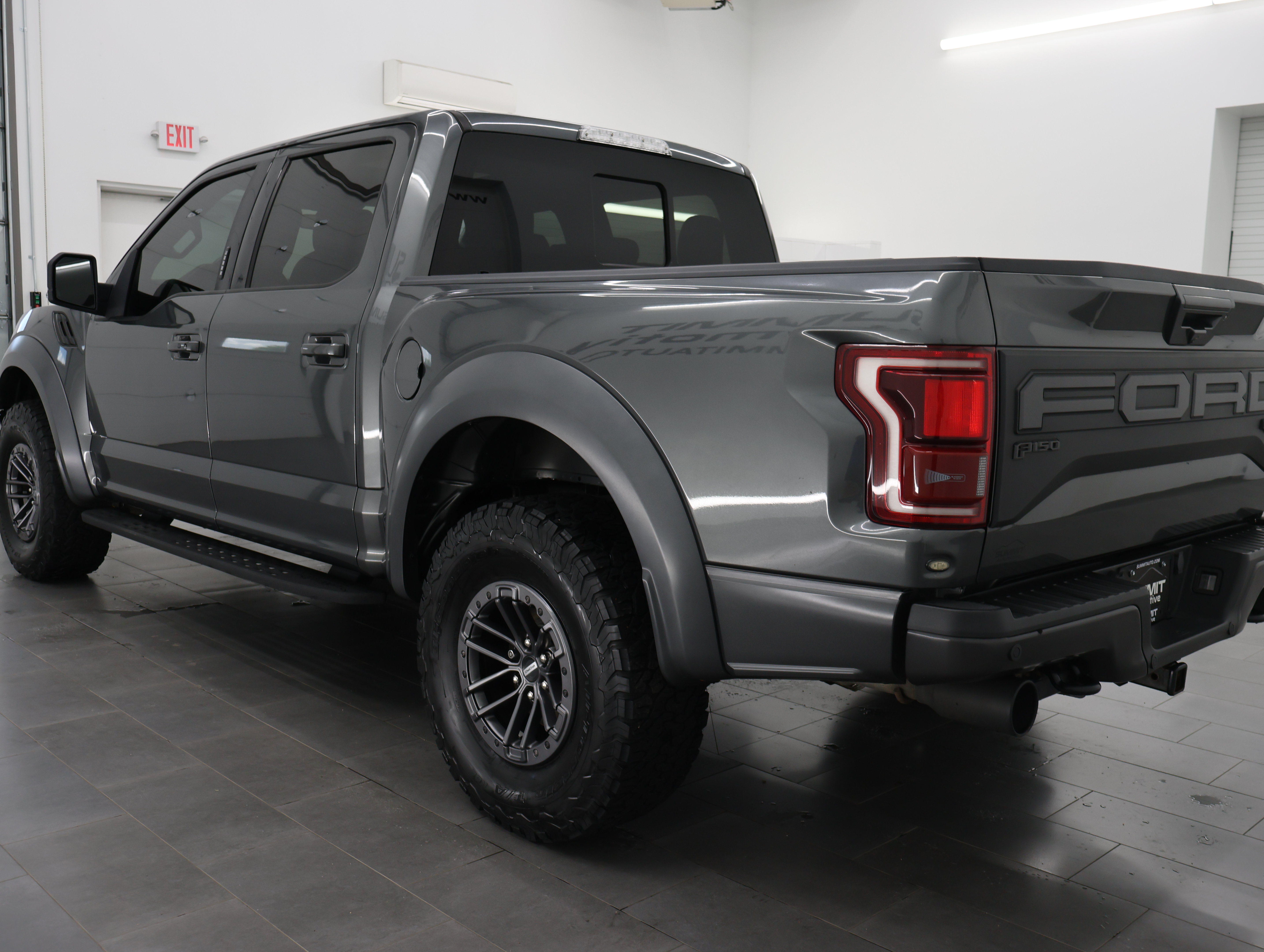 Used 2019 Ford F150 Raptor w/ Equipment Group 802A Luxury AWD/4WD image 6