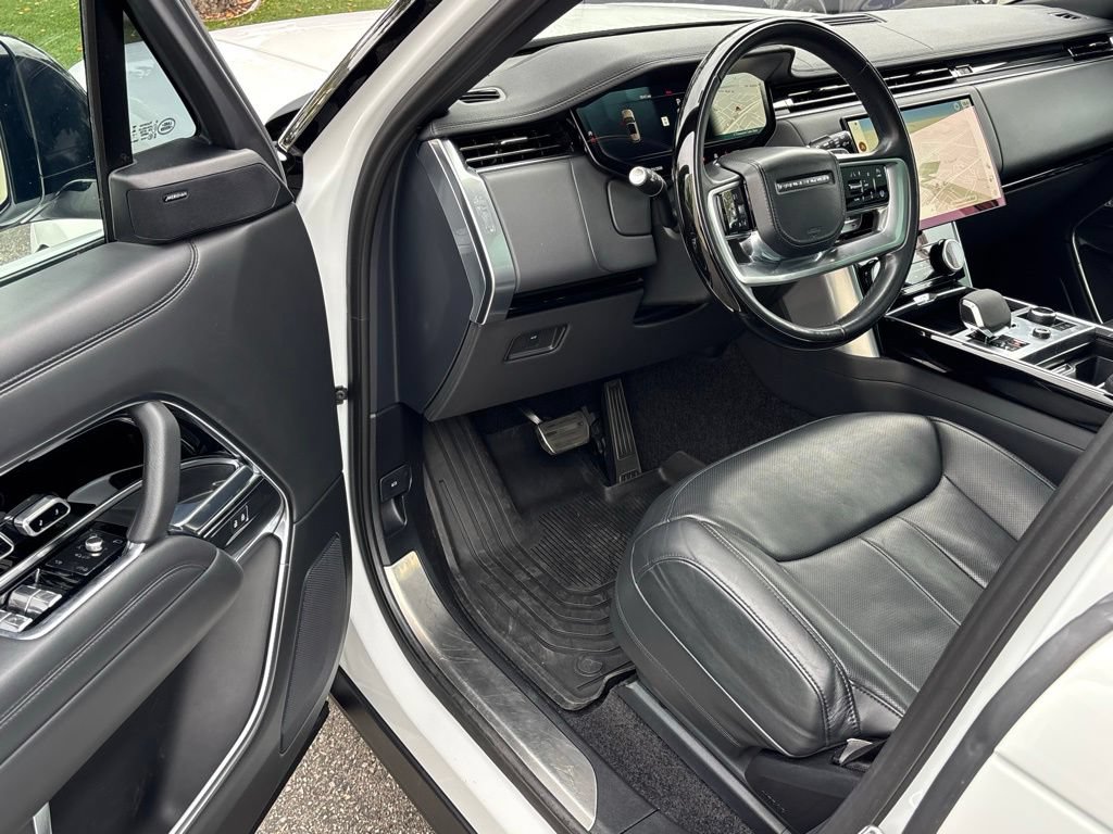 Used 2023 Land Rover Range Rover SE AWD/4WD image 14