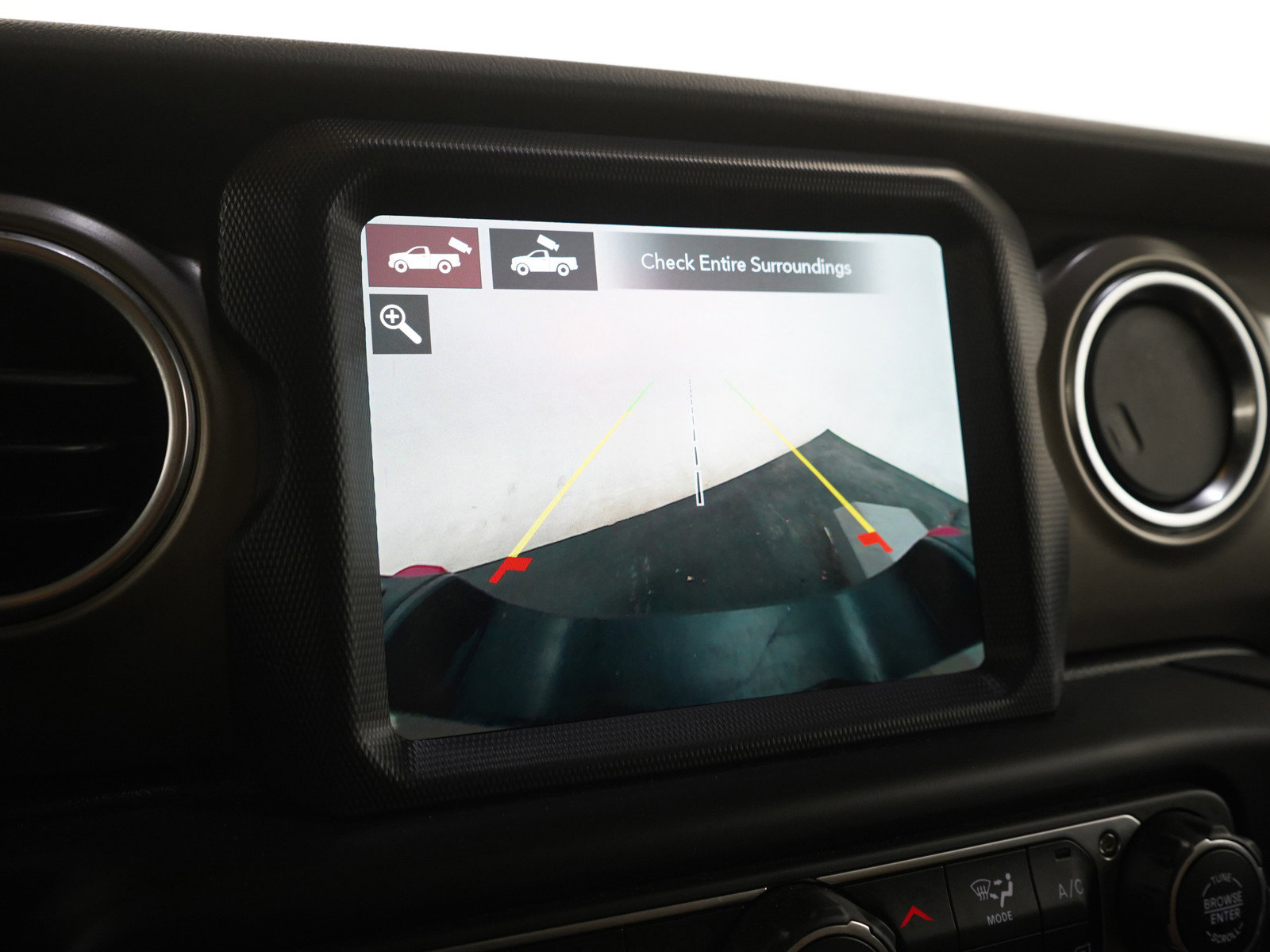 Used 2020 Jeep Gladiator Rubicon AWD/4WD image 28