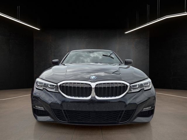 Used 2022 BMW 330e w/ M Sport Package RWD image 2