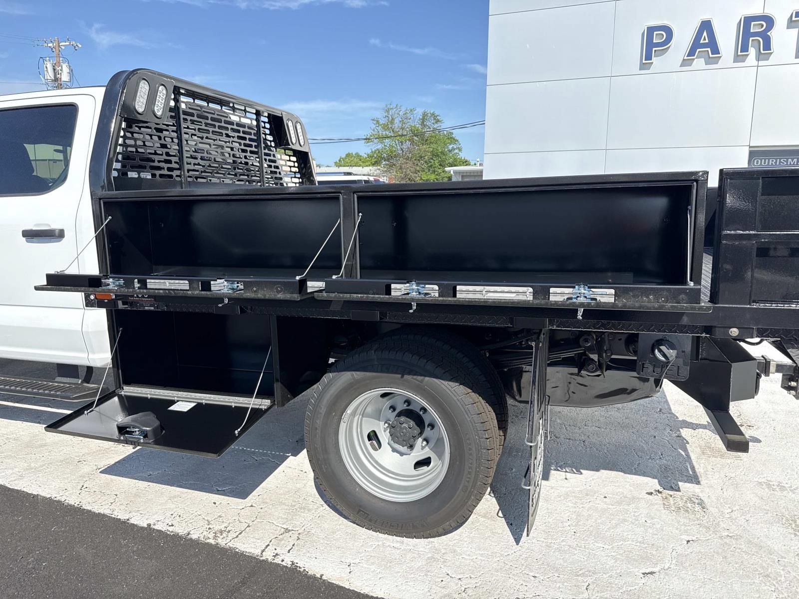 New 2026 Ford F350 XL w/ XL Chrome Package RWD image 12