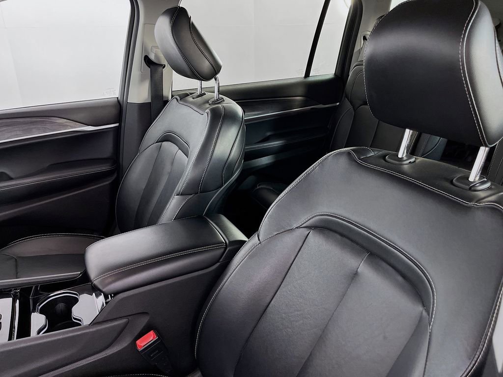 Used 2021 Jeep Grand Cherokee L Limited image 29