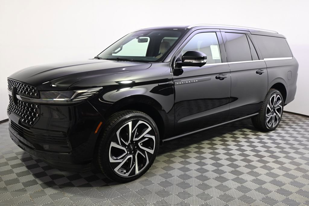 New 2026 Lincoln Navigator L Black Label image 2