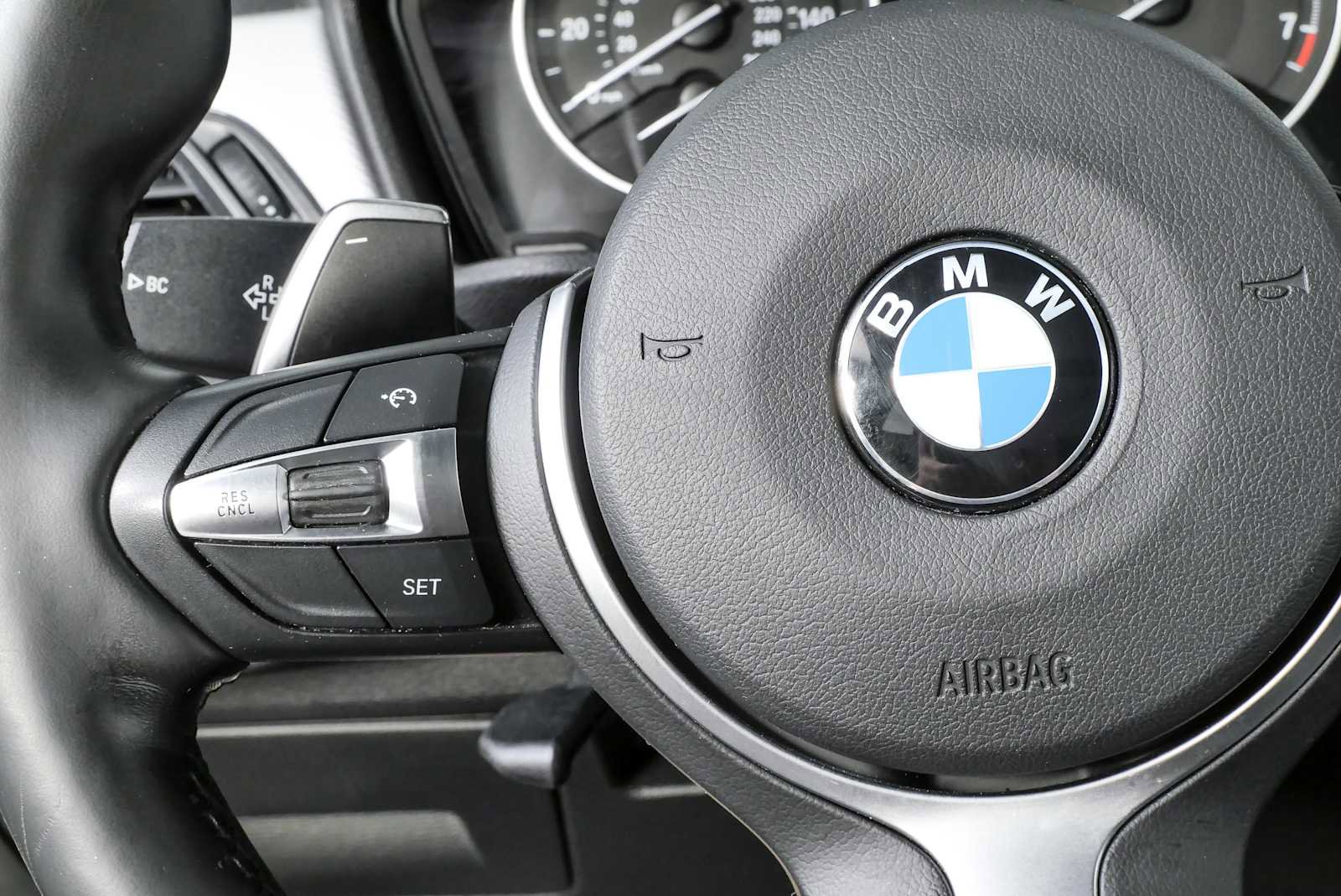 Used 2018 BMW X1 xDrive28i w/ M Sport Package AWD/4WD image 9