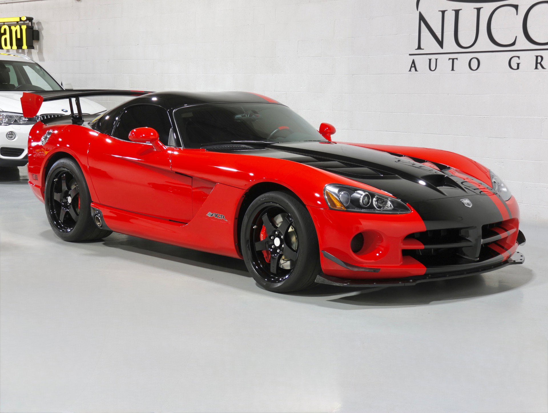 Used 2008 Dodge Viper SRT-10 w/ Competition Group image 46