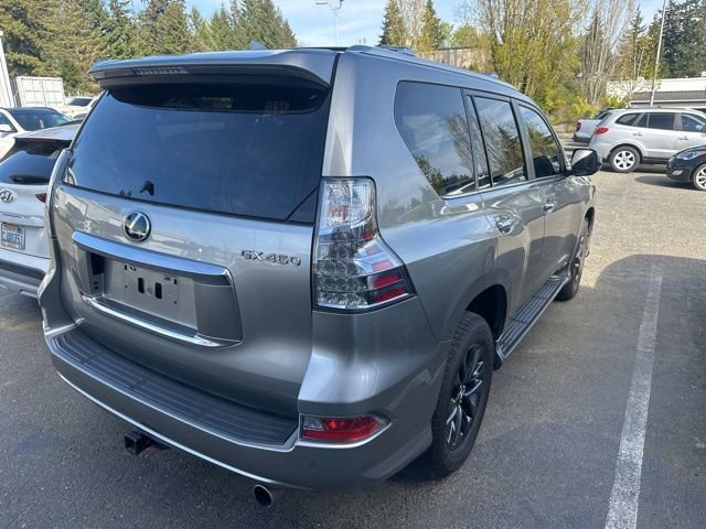 Used 2023 Lexus GX 460 Premium w/ Premium Package AWD/4WD image 3