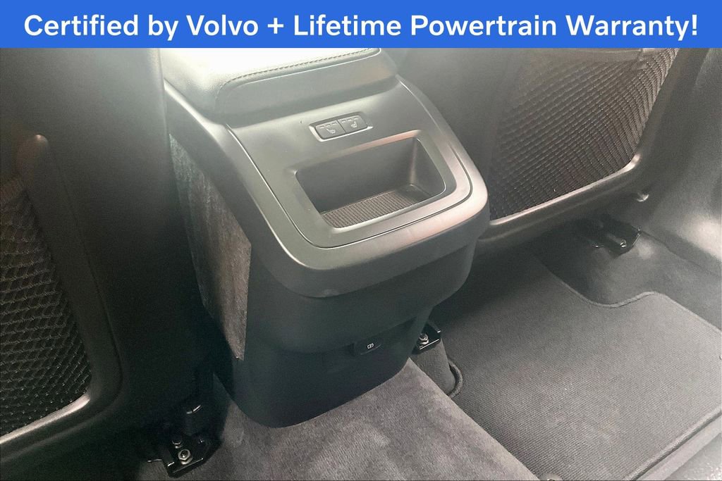 Used 2025 Volvo XC60 B5 Plus image 31