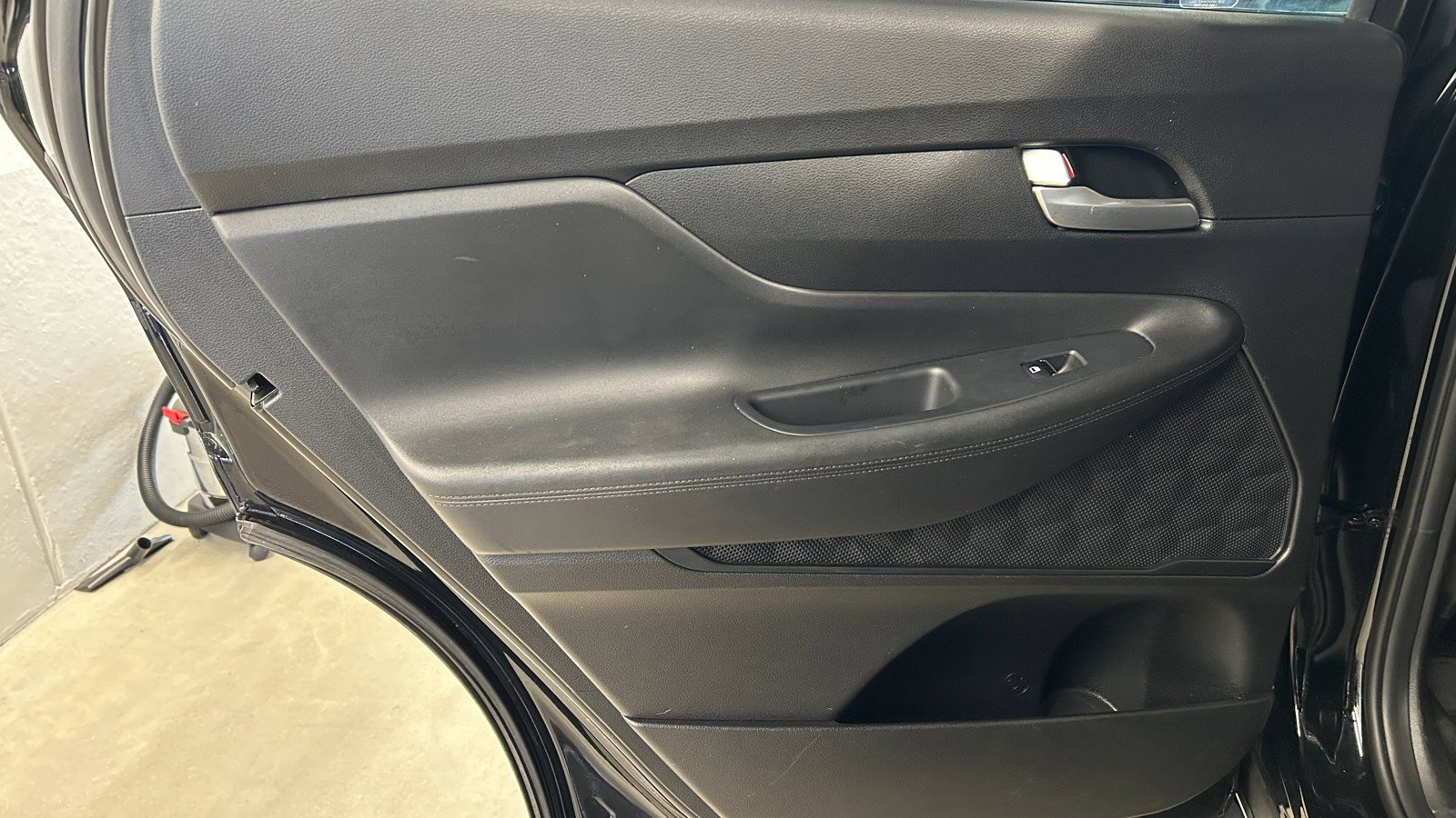 Used 2023 Hyundai Santa Fe SEL image 12