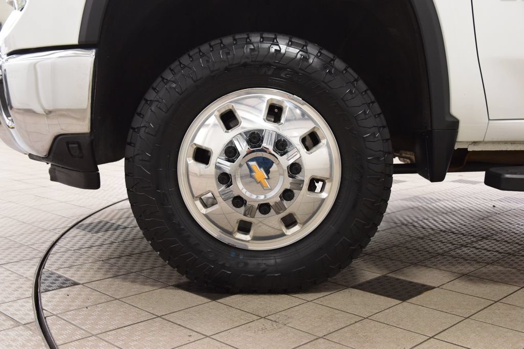 Used 2024 Chevrolet Silverado 3500 LTZ w/ LTZ Convenience Package AWD/4WD image 29