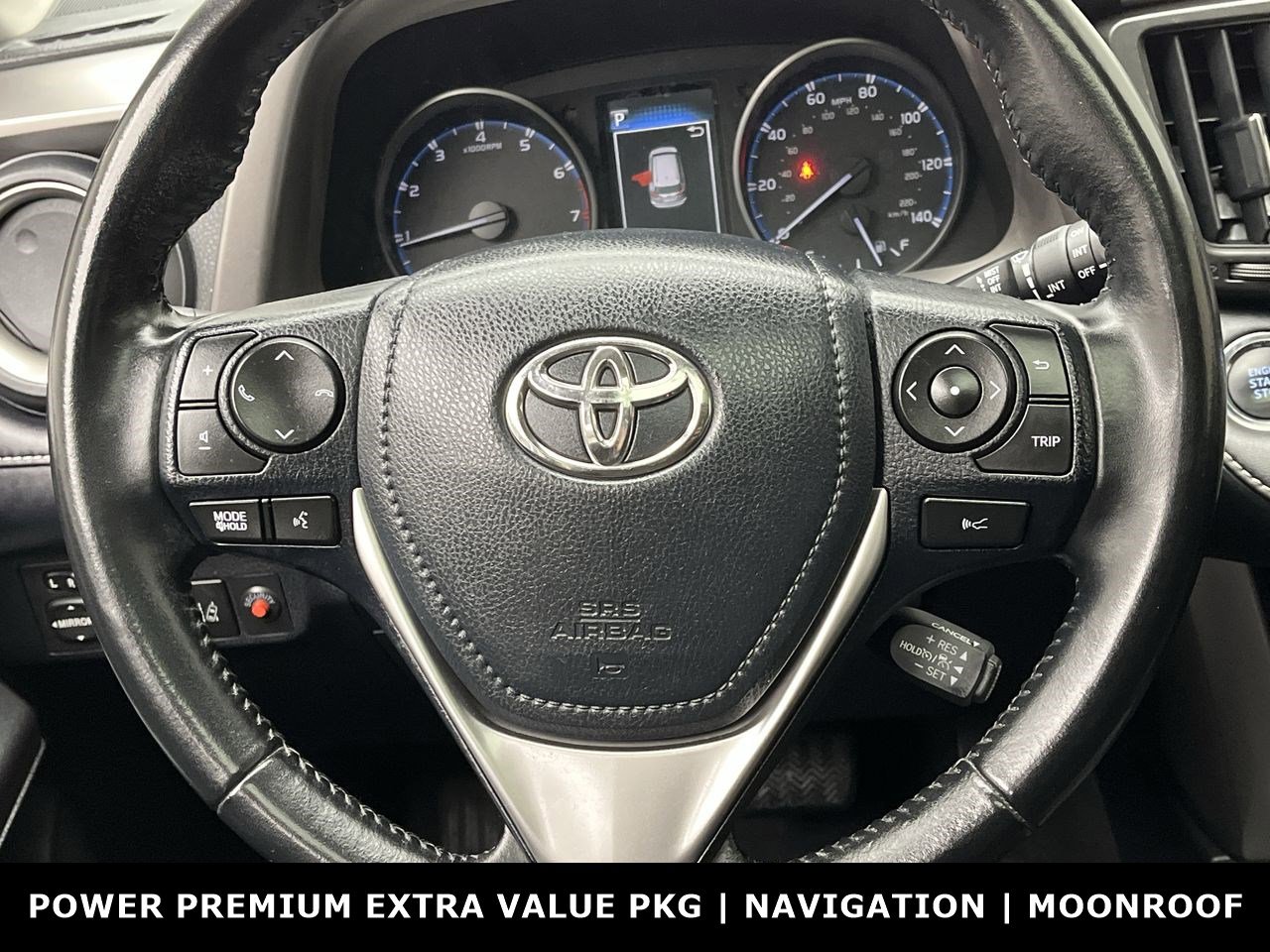 Used 2018 Toyota RAV4 XLE FWD image 14