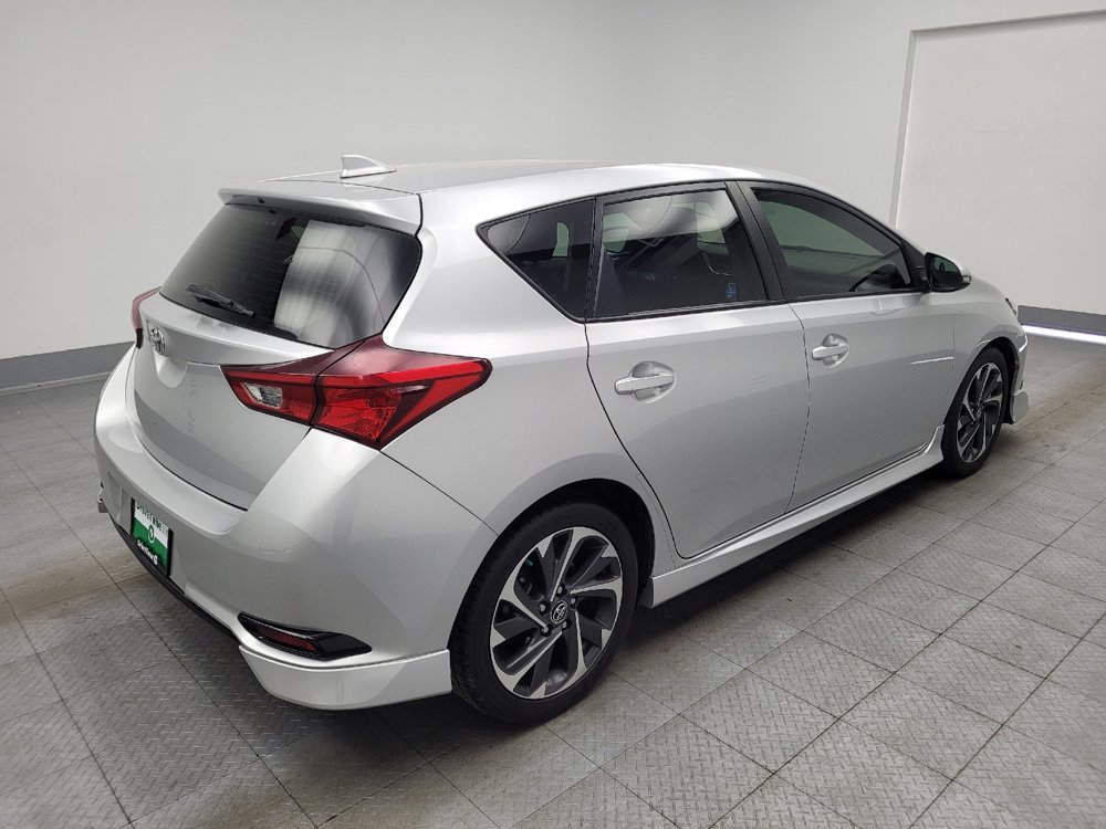 Used 2018 Toyota Corolla iM FWD image 9