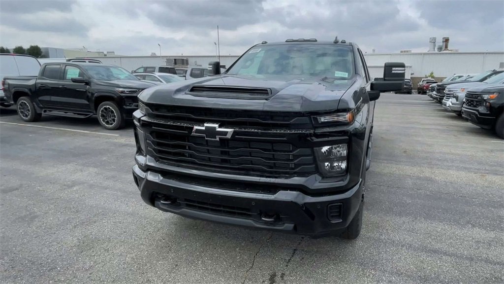 New 2026 Chevrolet Silverado 2500 Custom w/ Custom Value Package image 5