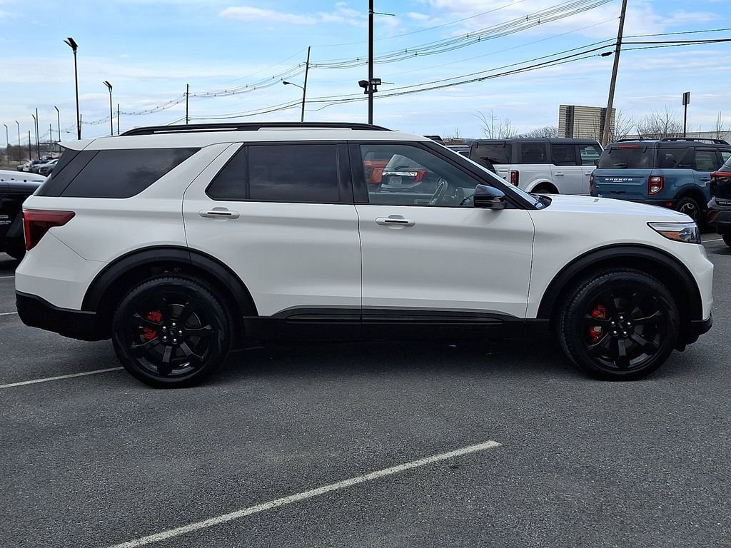 Used 2023 Ford Explorer ST w/ Equipment Group 401A image 7