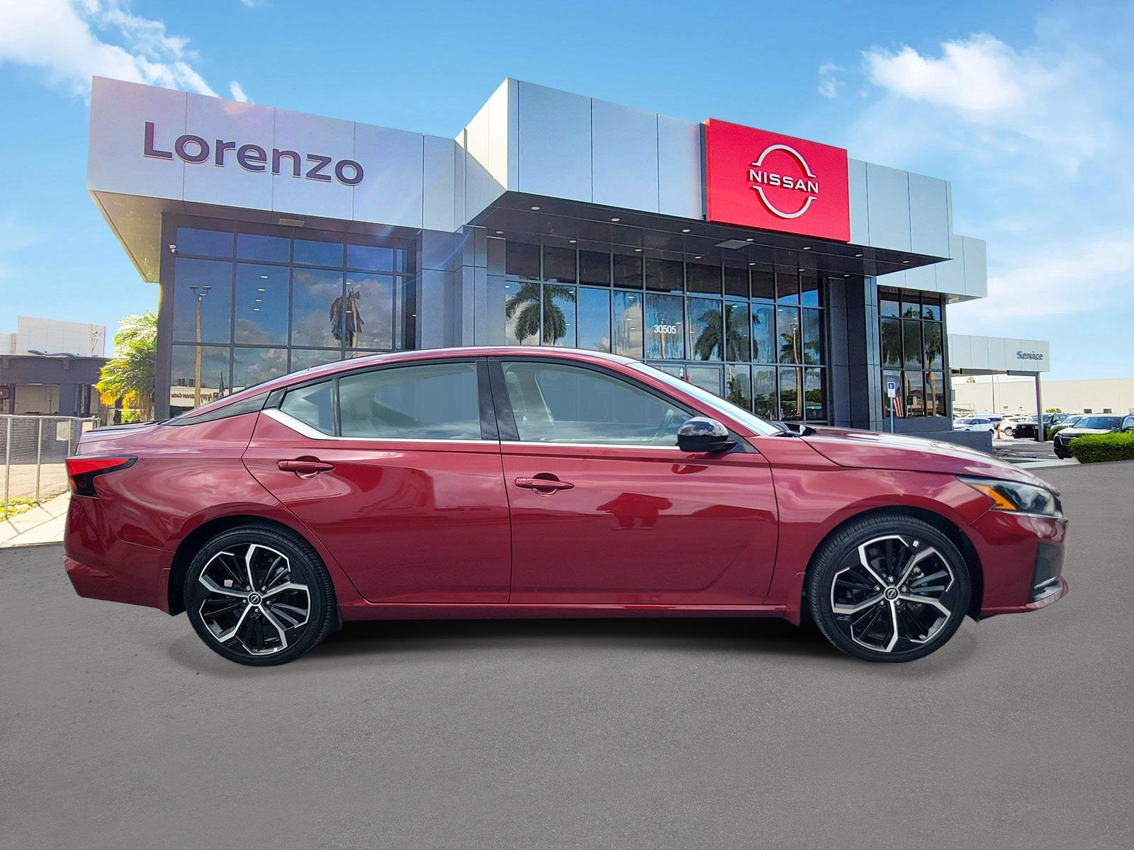 Used 2024 Nissan Altima 2.5 SR FWD image 4