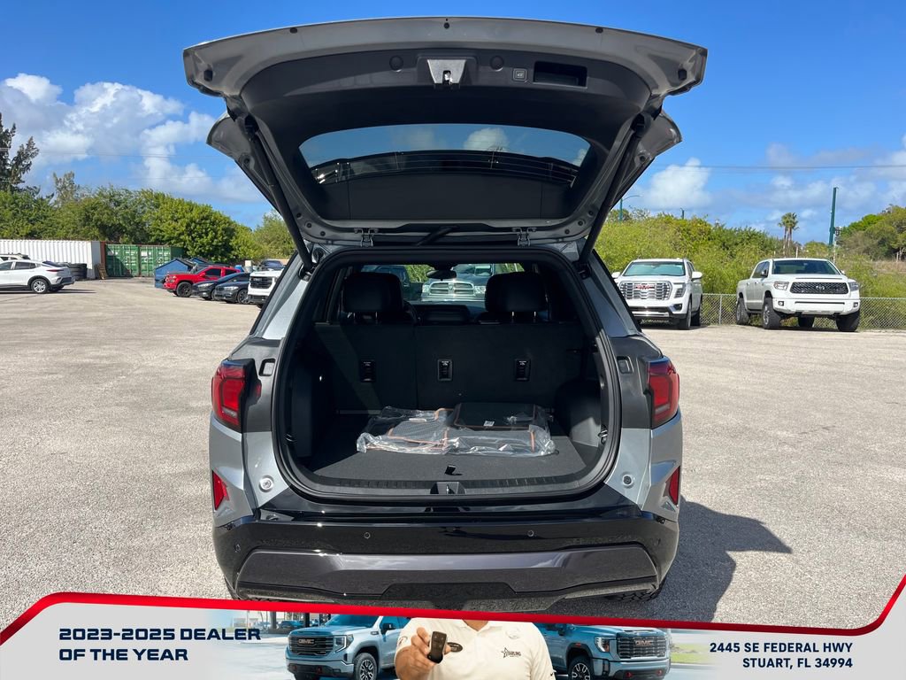 New 2026 GMC Terrain AT4 AWD/4WD image 16