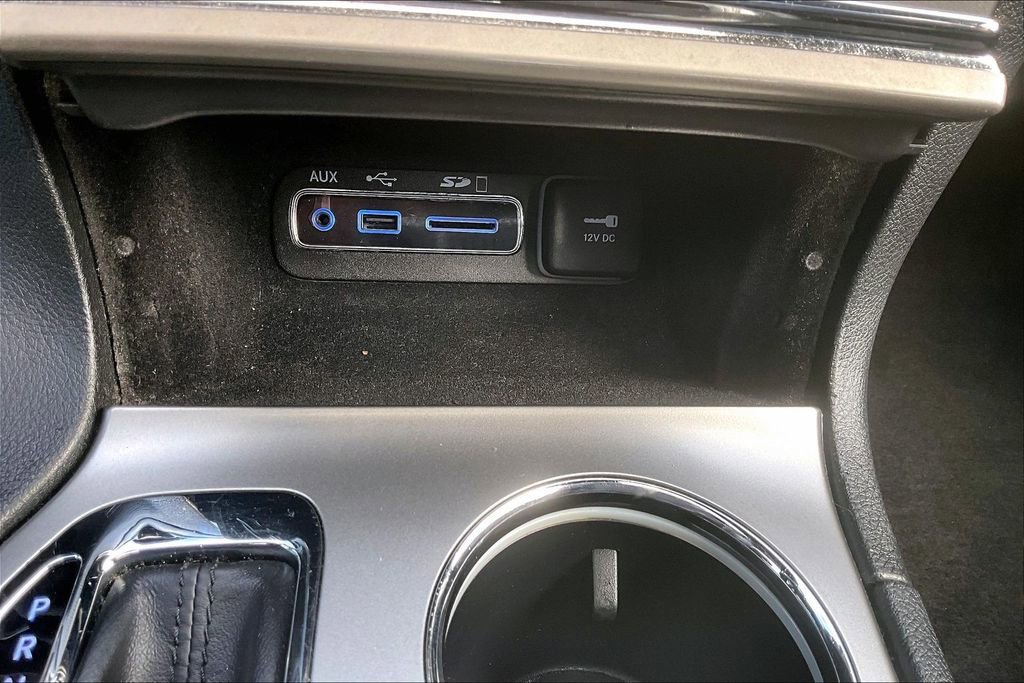 Used 2017 Jeep Grand Cherokee Altitude image 32