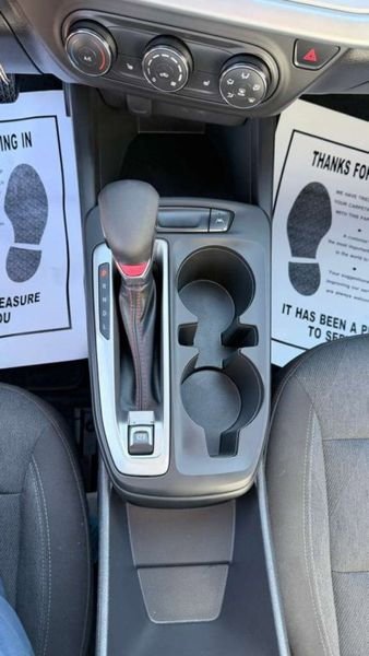 Used 2024 Chevrolet Trax RS image 28