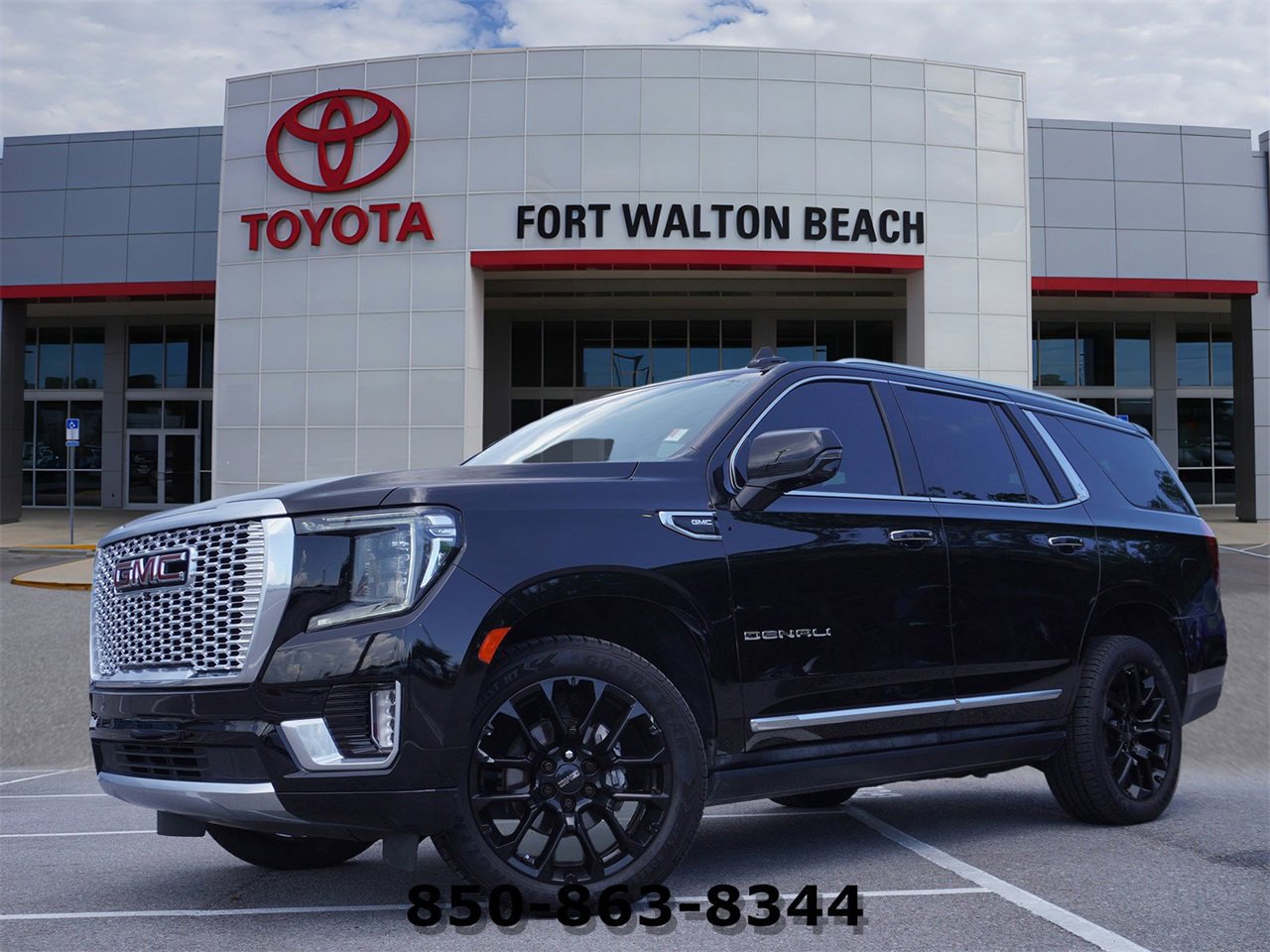Used 2022 GMC Yukon Denali w/ Denali Ultimate Package