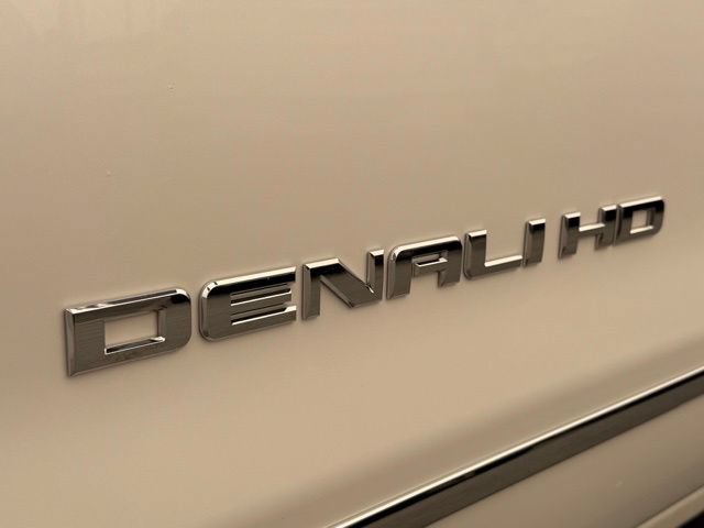 Used 2018 GMC Sierra 2500 Denali AWD/4WD image 6