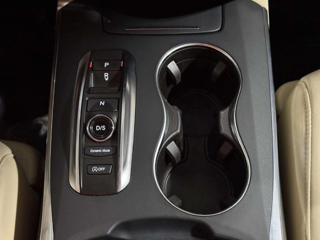 Used 2020 Acura MDX SH-AWD image 12