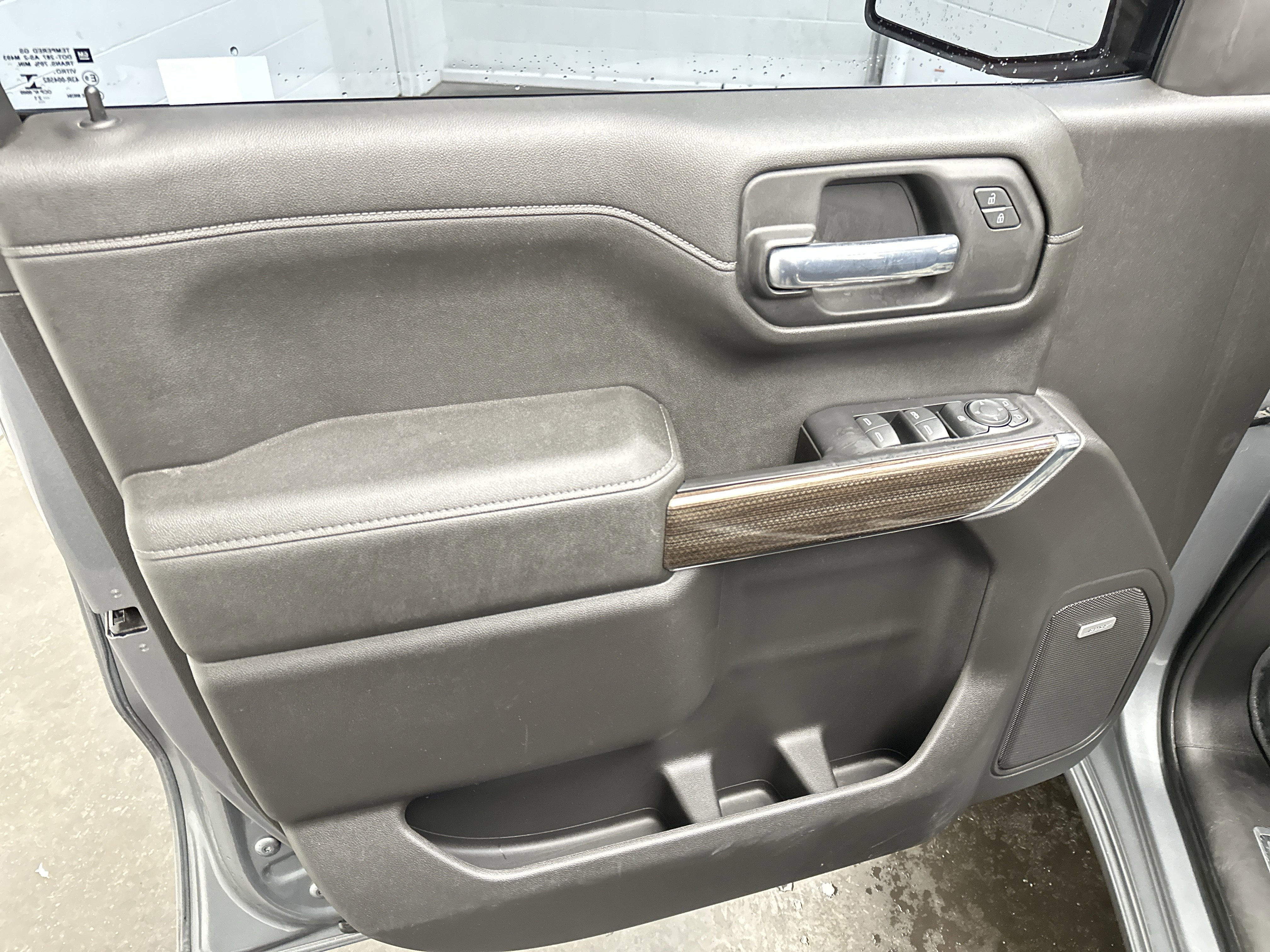 Used 2021 Chevrolet Silverado 1500 LT Trail Boss w/ Convenience Package II image 19