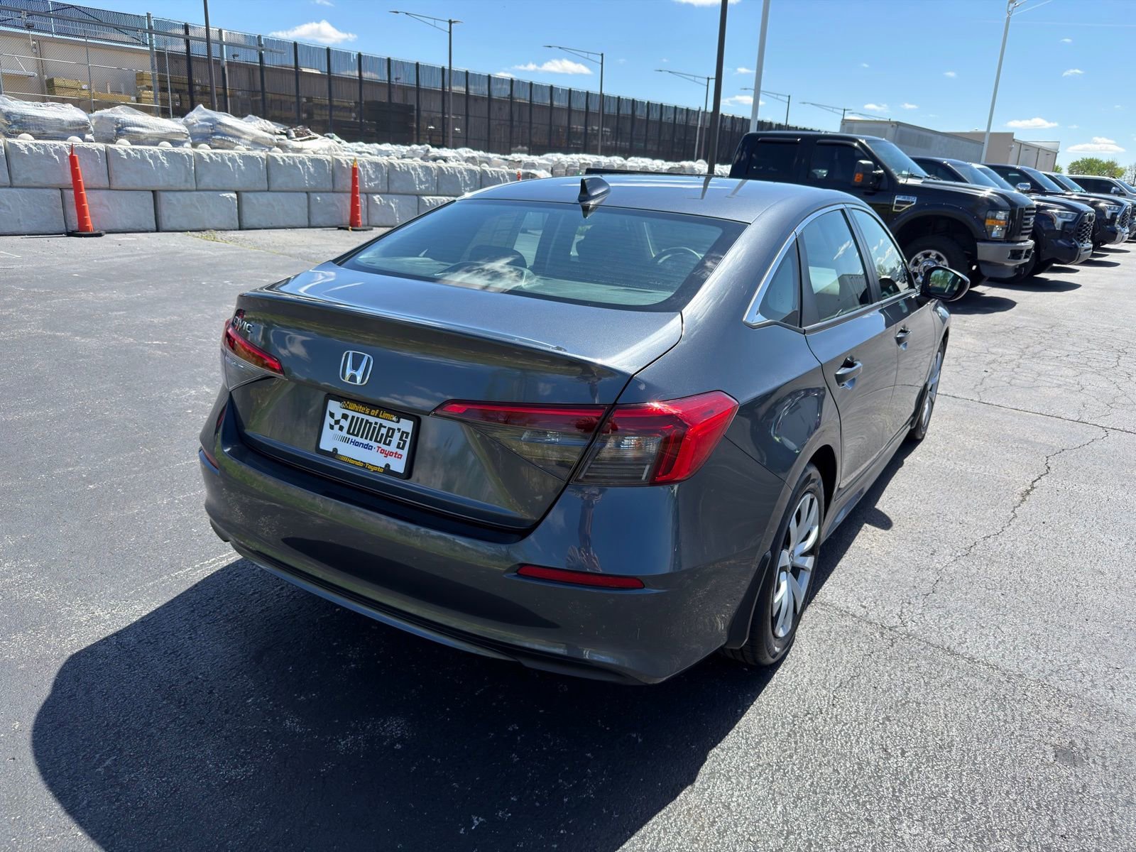 Used 2023 Honda Civic LX image 6