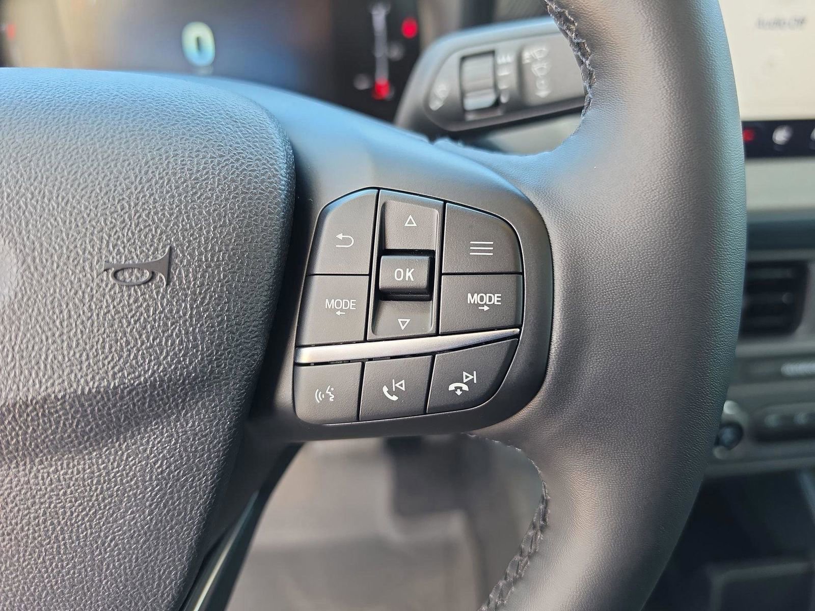 Used 2025 Ford Maverick XLT w/ XLT Luxury Package image 34