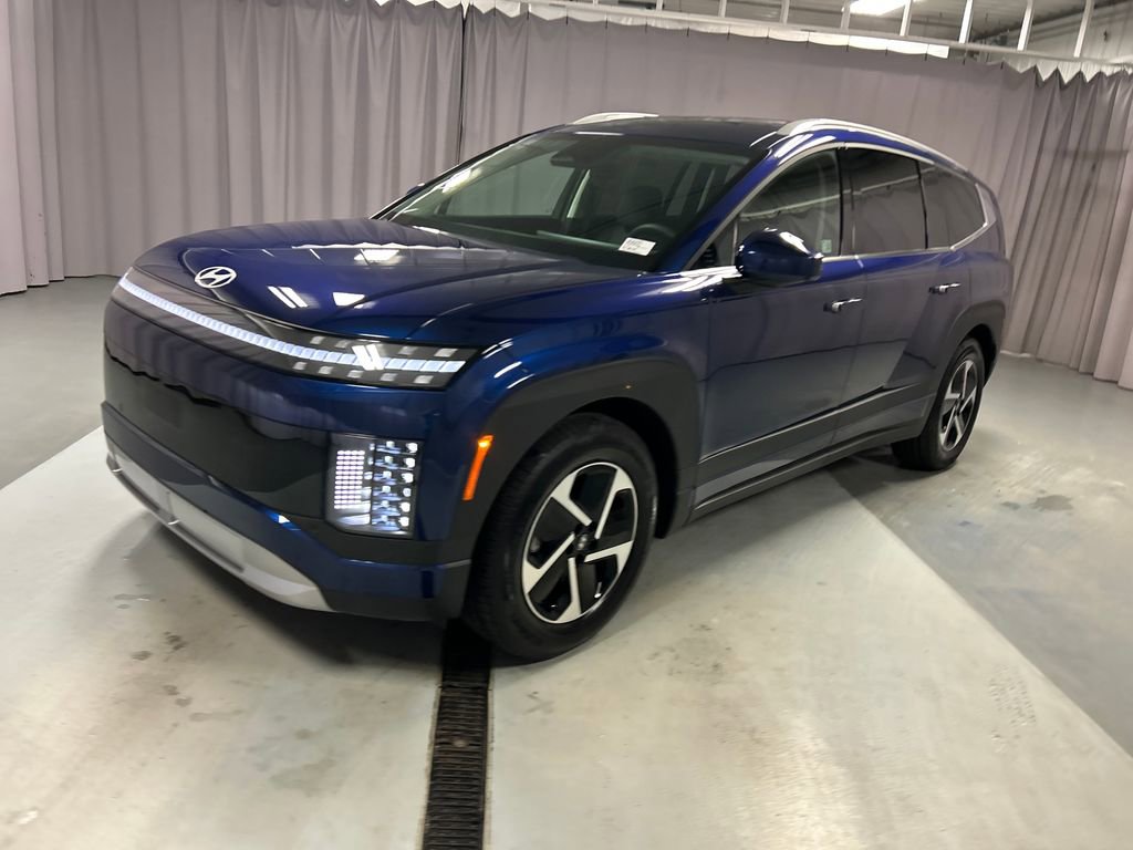 Used 2026 Hyundai Ioniq 9 SE image 3