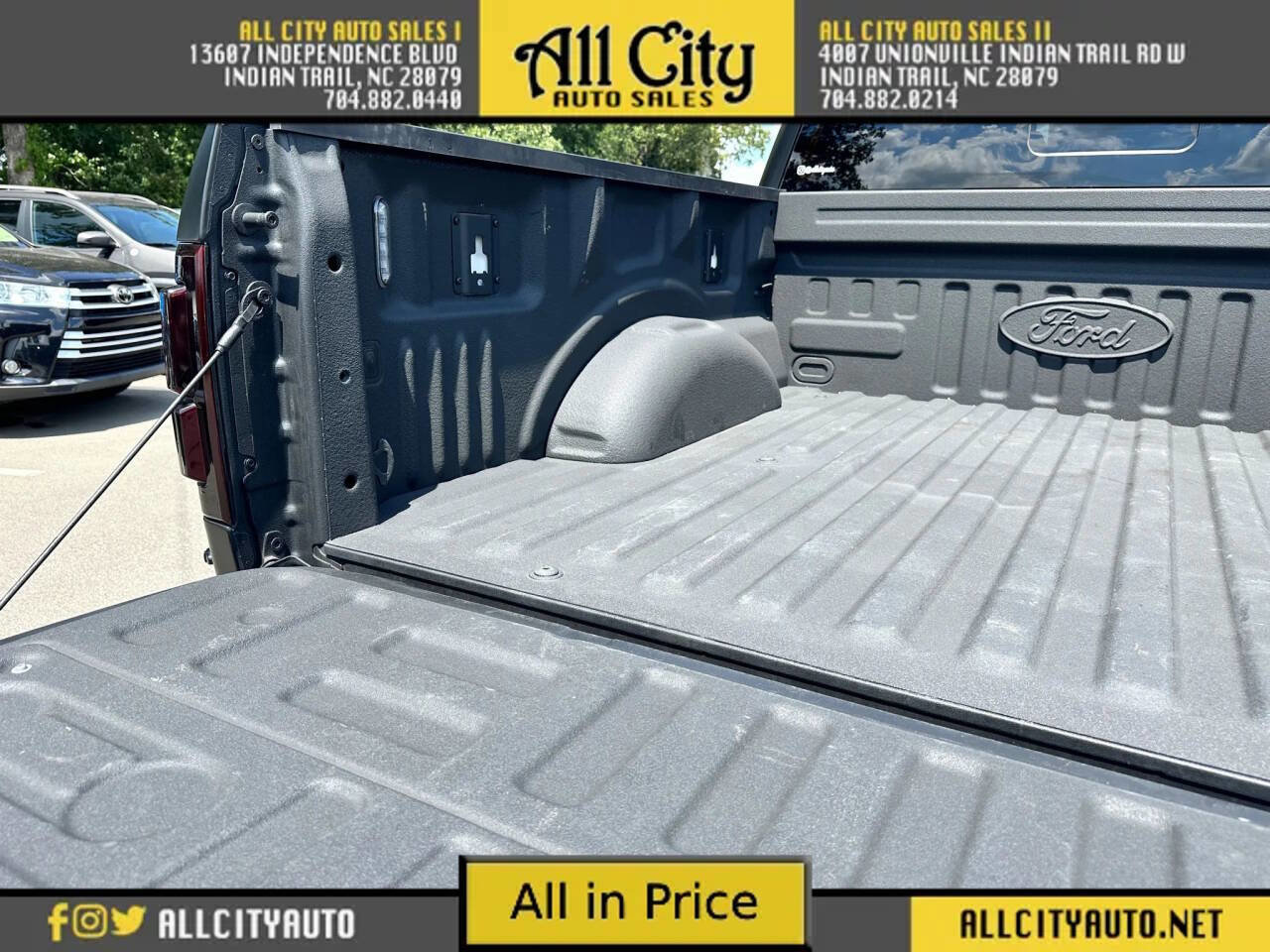 Used 2020 Ford F150 Raptor w/ Equipment Group 802A Luxury image 29