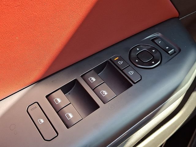Certified 2025 Kia K4 GT-Line Turbo FWD image 26