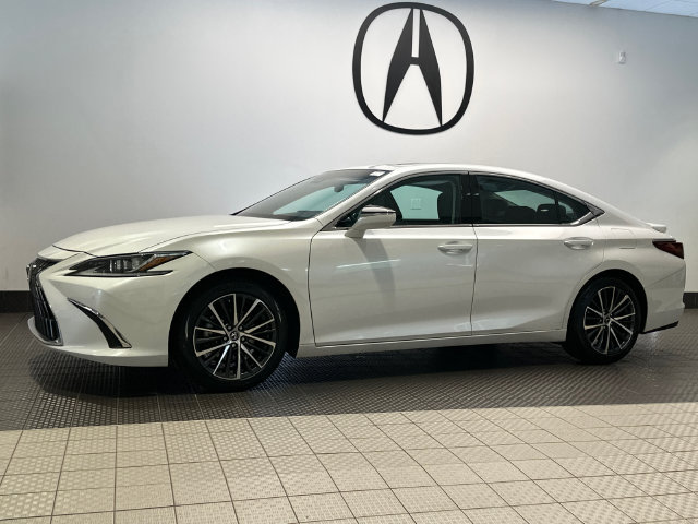 Used 2023 Lexus ES 350 w/ Premium Package FWD image 3