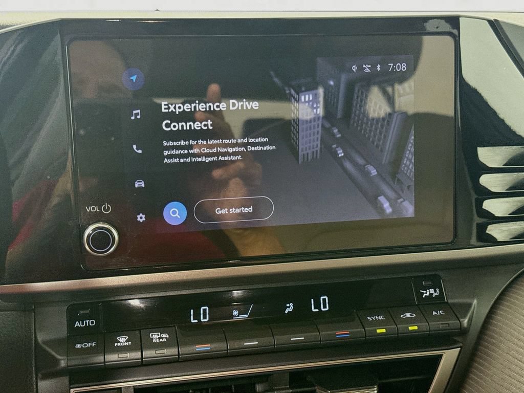 Used 2026 Toyota Camry SE FWD image 14