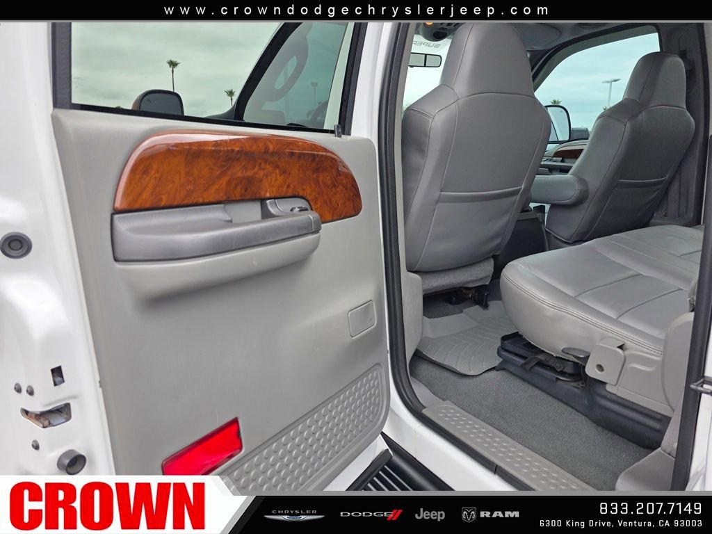 Used 2004 Ford F350 Lariat AWD/4WD image 28