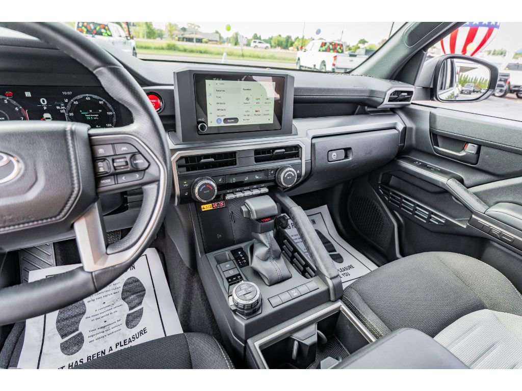 Used 2025 Toyota 4Runner TRD Off-Road image 15