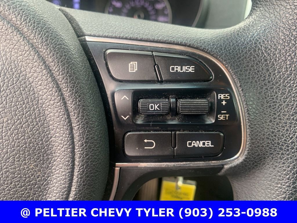 Used 2018 Kia Optima LX FWD image 16