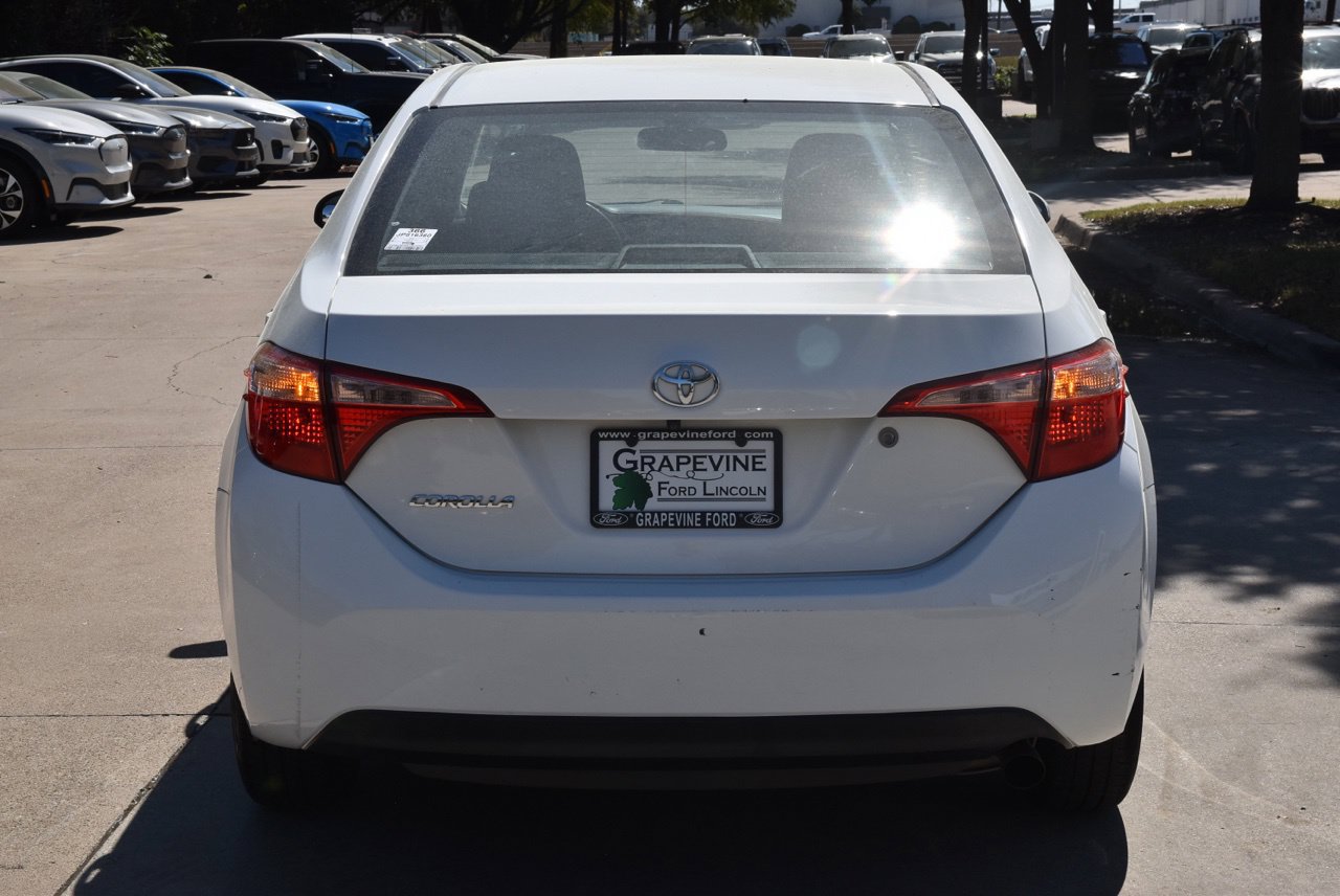Used 2018 Toyota Corolla L FWD image 9