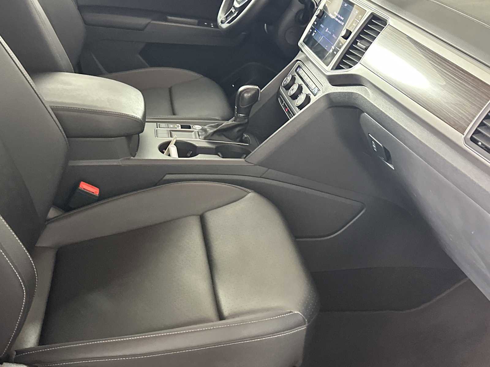 Used 2019 Volkswagen Atlas SE image 14