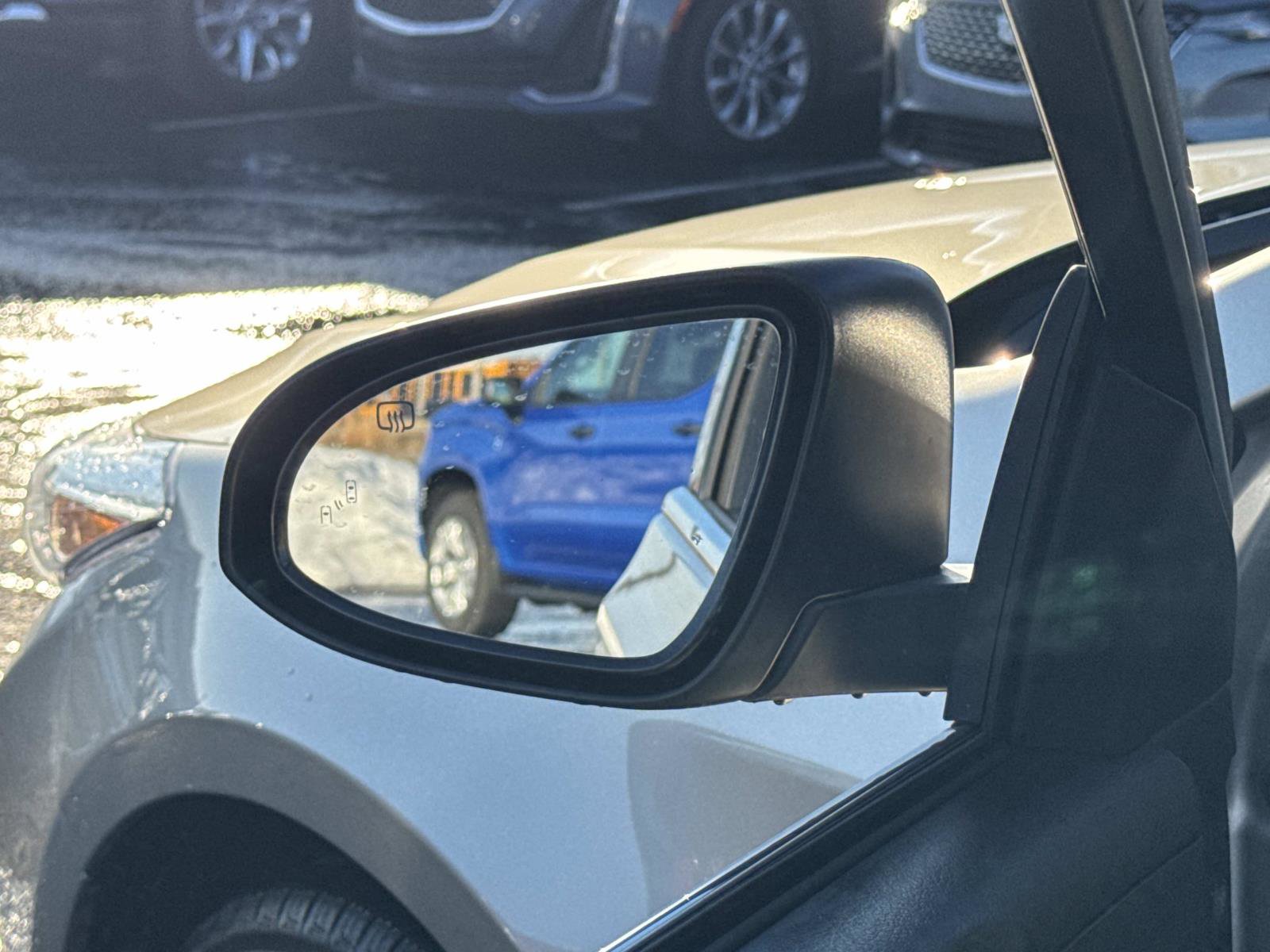 Used 2016 Toyota Avalon Limited w/ Toyota Safety Sense Package image 19