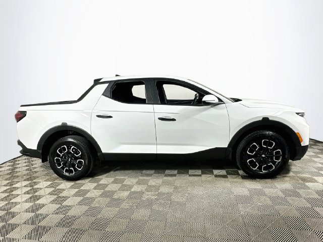 Used 2022 Hyundai Santa Cruz SEL w/ Cargo Package FWD image 2