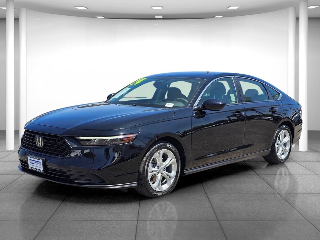 Used 2024 Honda Accord LX image 3